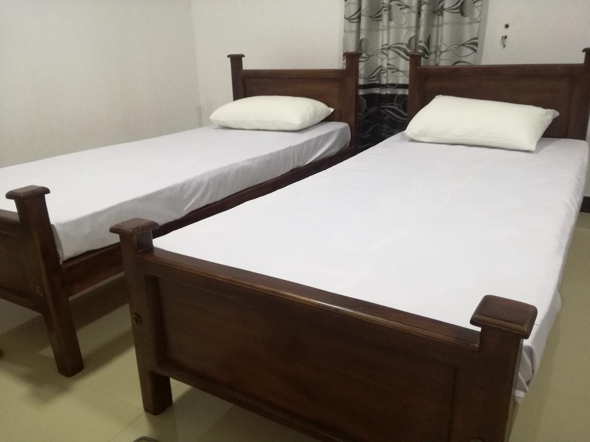 Deshani Holiday Inn 담불라 외부 사진