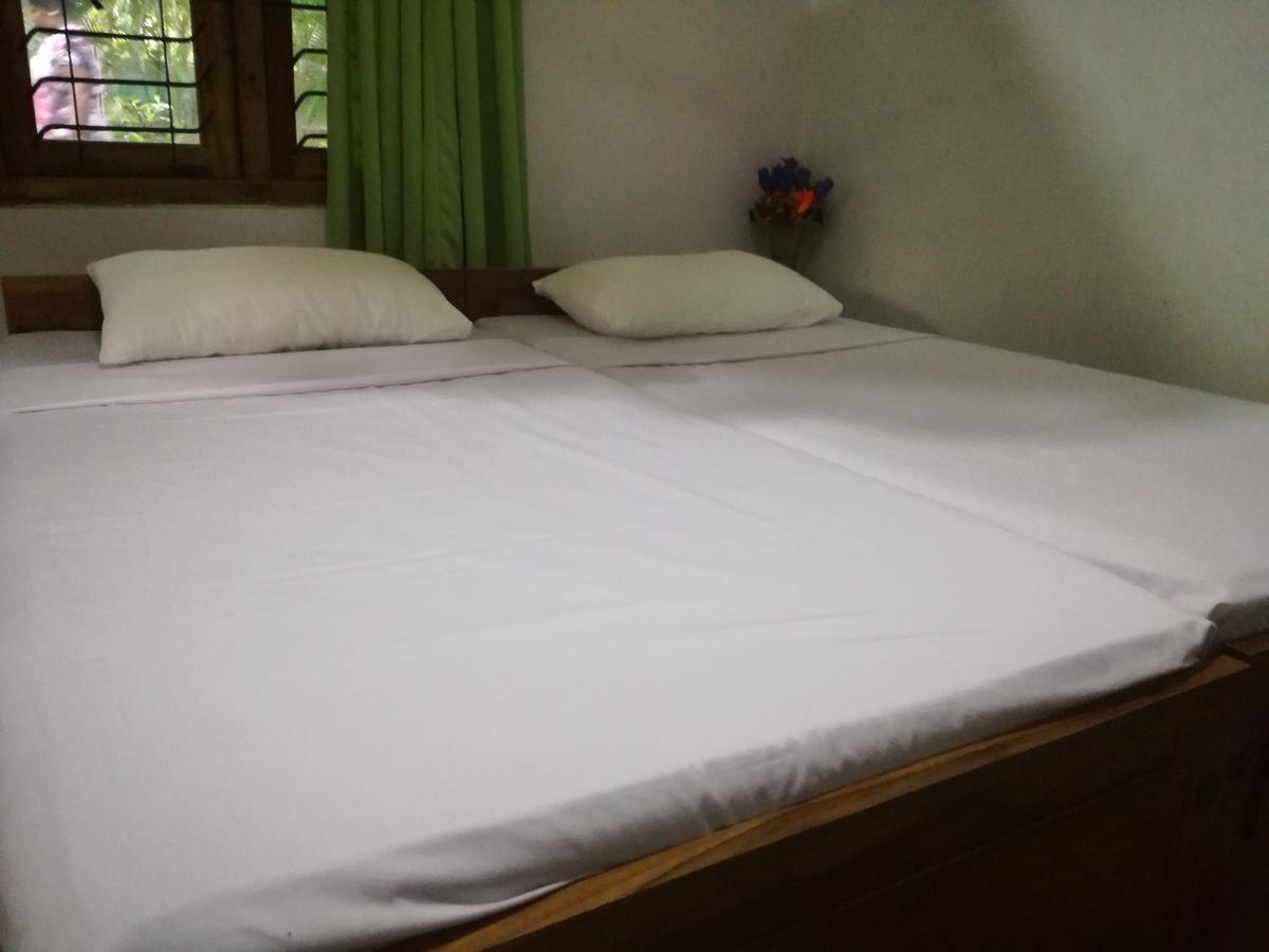 Deshani Holiday Inn 담불라 외부 사진